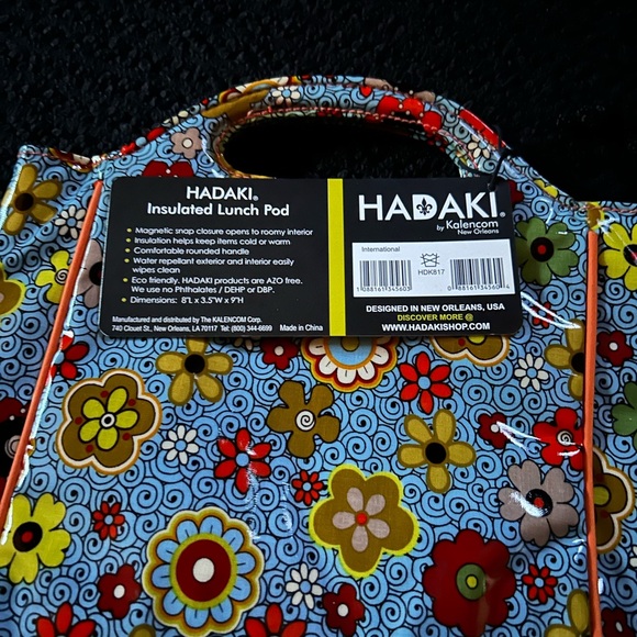 Carry your Lunch in Style with this Fun Bright 💐 Hadaki Insulated Bag - Picture 2 of 3